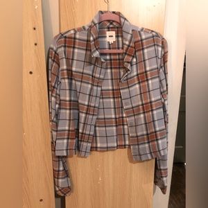 Vans women’s medium cropped flannel, button up with collar, blue and orange
